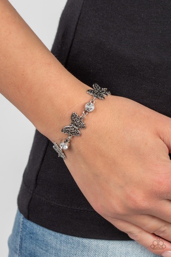 [173] Butterfly Clasp Bracelet in Silver - Has a WING to It