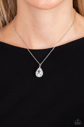 [348] Green Necklace Delicate Teardrop Gem and Crystals in Silver Chain - A Guiding SOCIALITE